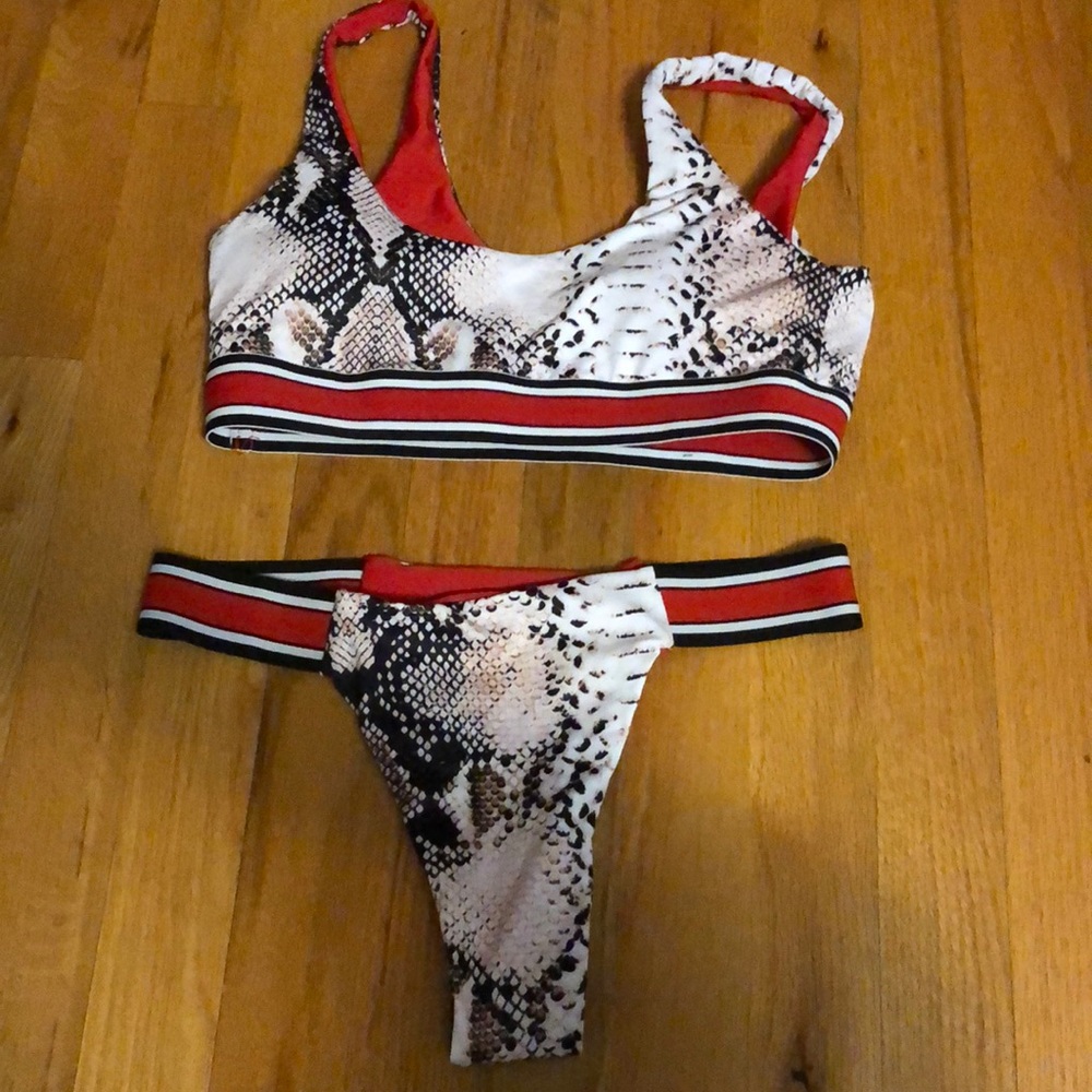 Bathing suit
